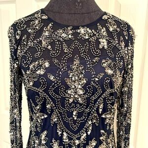 Adrianna Papell Long Formal Beaded Gown in Midnight Blue SZ 10  New w Tags